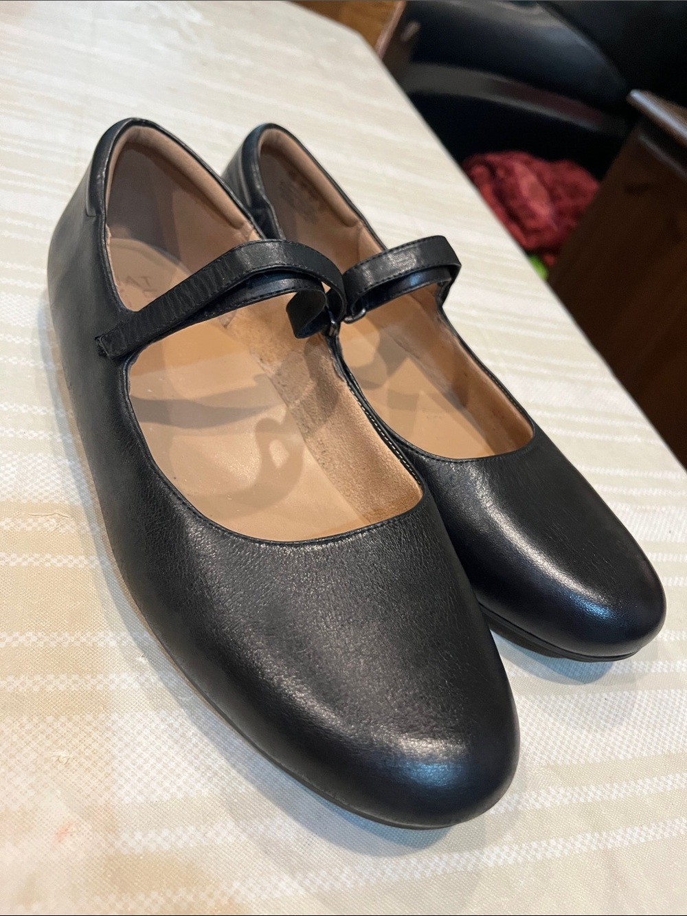 Naturalizer Mary Jane Leather Flats size 11 women’s